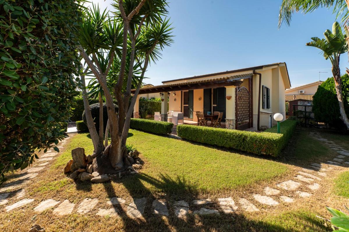 Villa Plumeria كامبوفيليتْشّي دي روتْشّي المظهر الخارجي الصورة