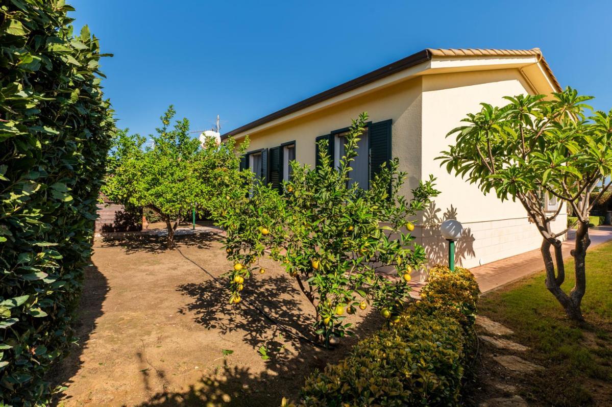 Villa Plumeria كامبوفيليتْشّي دي روتْشّي المظهر الخارجي الصورة