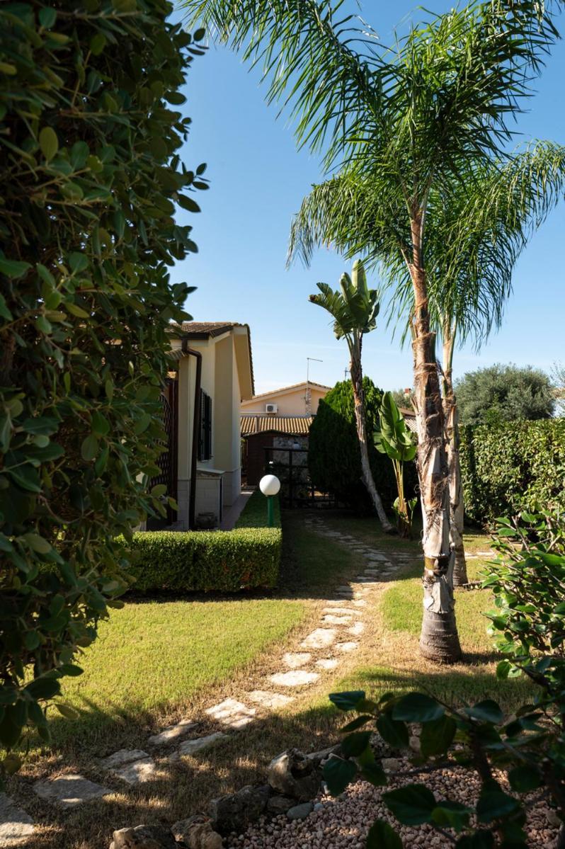 Villa Plumeria كامبوفيليتْشّي دي روتْشّي المظهر الخارجي الصورة