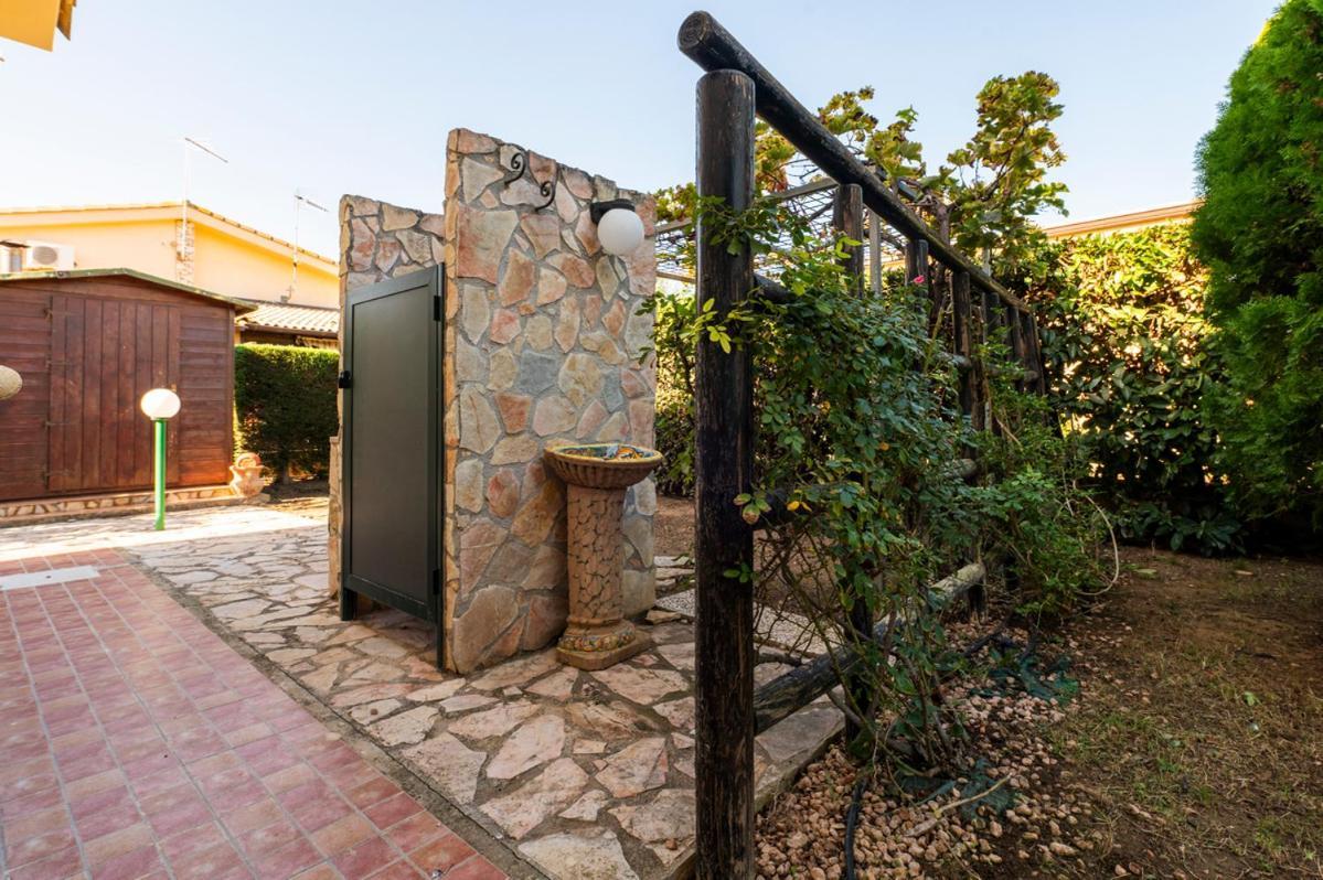 Villa Plumeria كامبوفيليتْشّي دي روتْشّي المظهر الخارجي الصورة